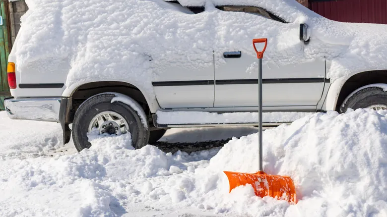 Adiós Nieve y Hielo: Descubre las Esteras Calefactoras para un Invierno Seguro y sin Esfuerzo