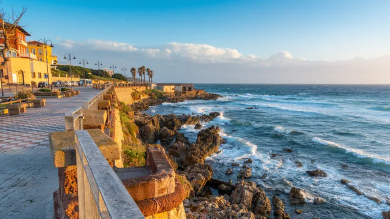 Alghero: La Alternativa Secreta a la Costa Amalfitana en Cerdeña