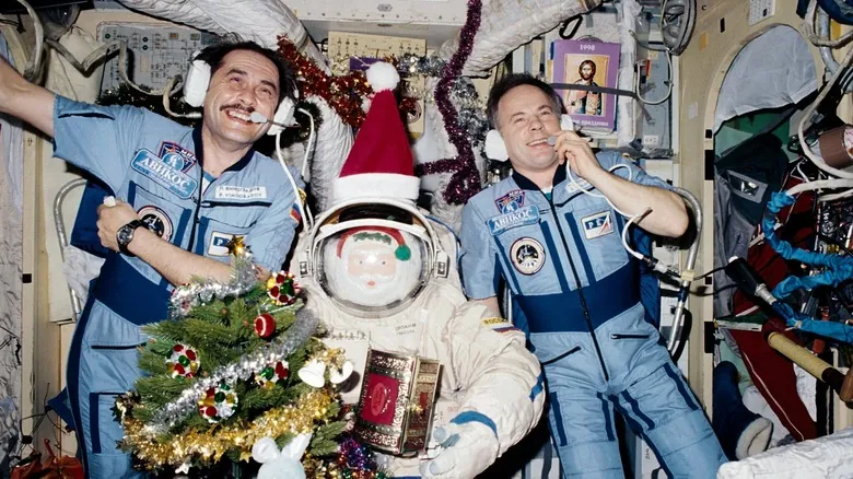 Alimentos Prohibidos en la Estación Espacial Internacional: Qué No Comen los Astronautas y Por Qué