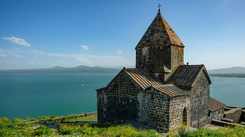 Armenia: Un Viaje Inolvidable por su Cultura, Historia y Paisajes Naturales
