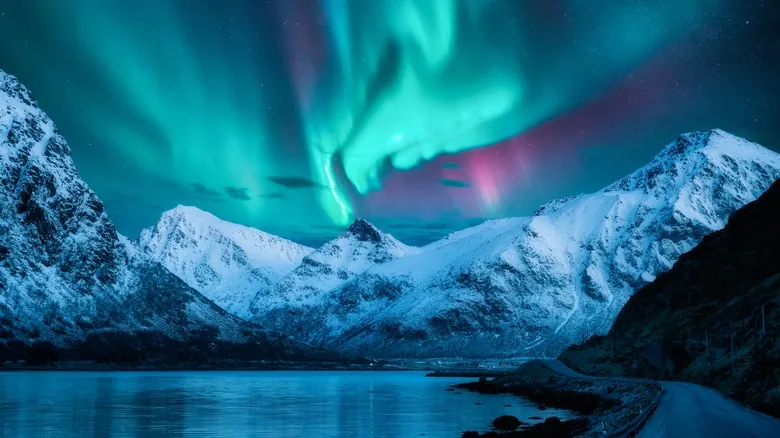 Auroras Boreales: Guía Completa para Ver las Luces del Norte y Entender su Origen