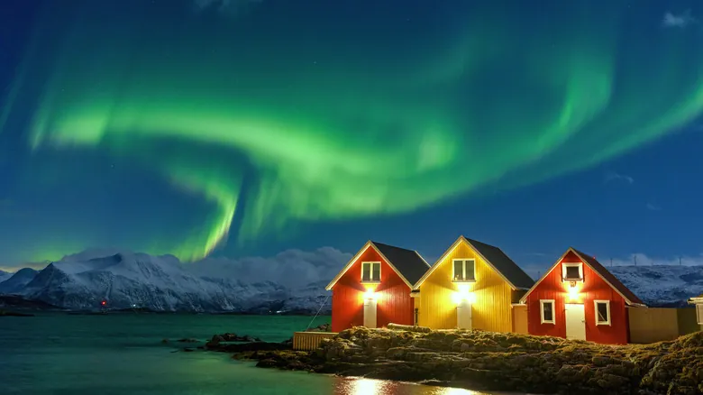 Auroras Boreales: Guía Completa para Ver las Luces del Norte y Entender su Origen