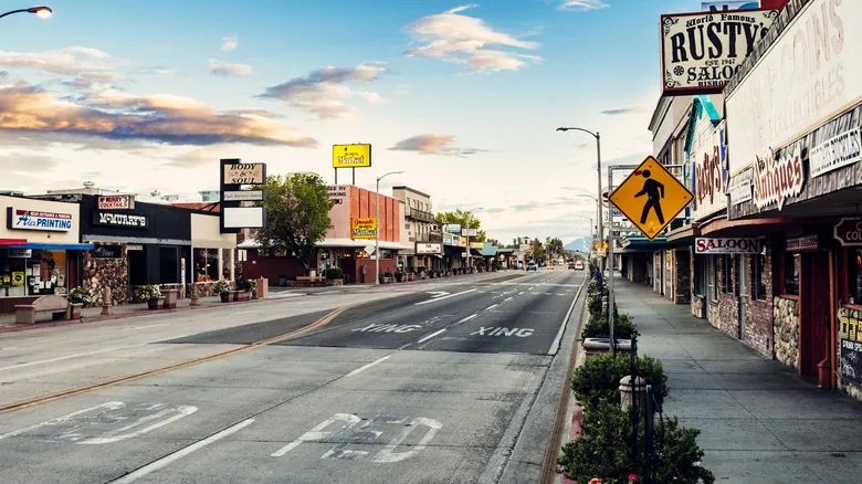 Bishop, California: Guía Definitiva para Explorar la Sierra Nevada y su Cultura Vaquera