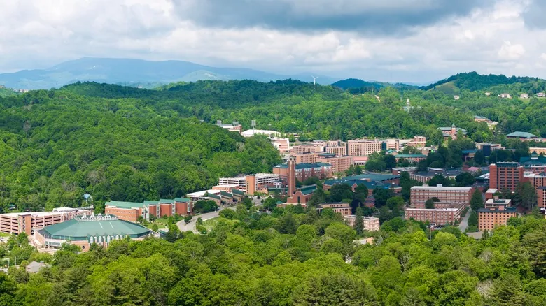 Boone, Carolina del Norte: Tu Escapada Ideal en las Majestuosas Montañas Blue Ridge