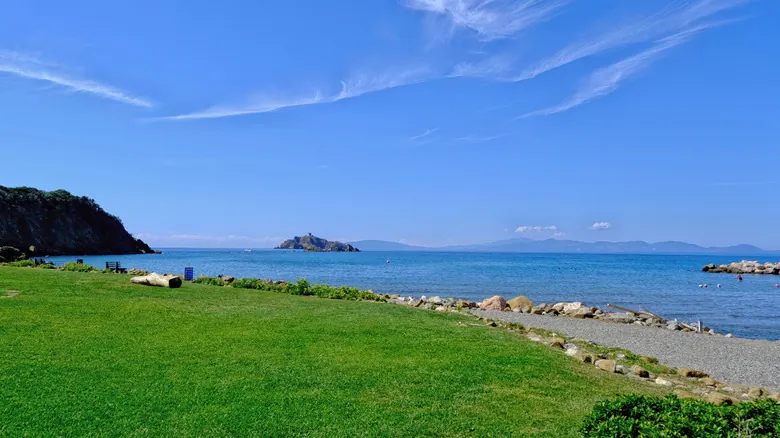 Camping en Toscana: Guía Definitiva de Parques y Glamping para Aventuras Naturales en Italia