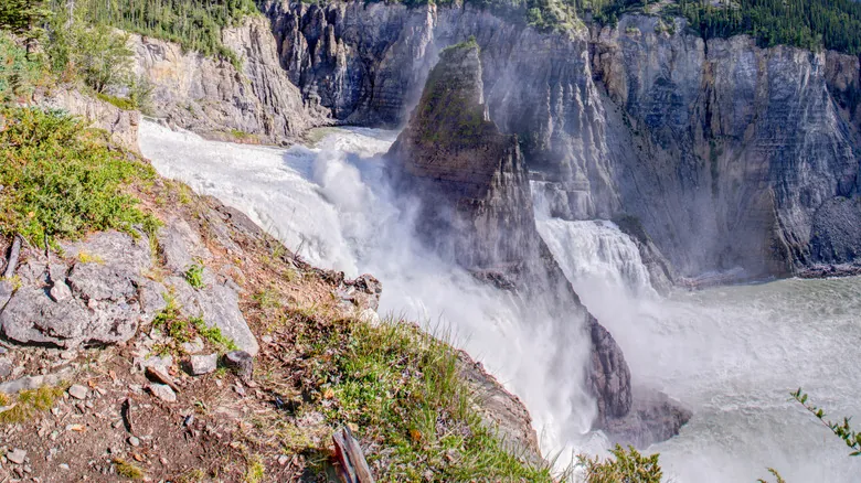 Cañón Scimitar: El Último Bastión de la Naturaleza Salvaje en Canadá
