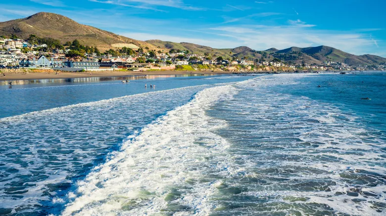 Cayucos: La Joya Oculta de la Costa Central de California y Su Encanto Costero