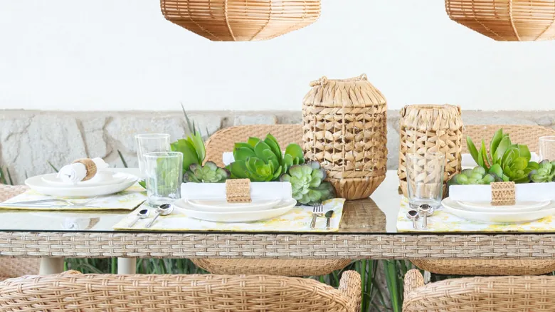 Centros de Mesa Atemporales: Guía Definitiva para una Decoración Estacional Elegante y Duradera