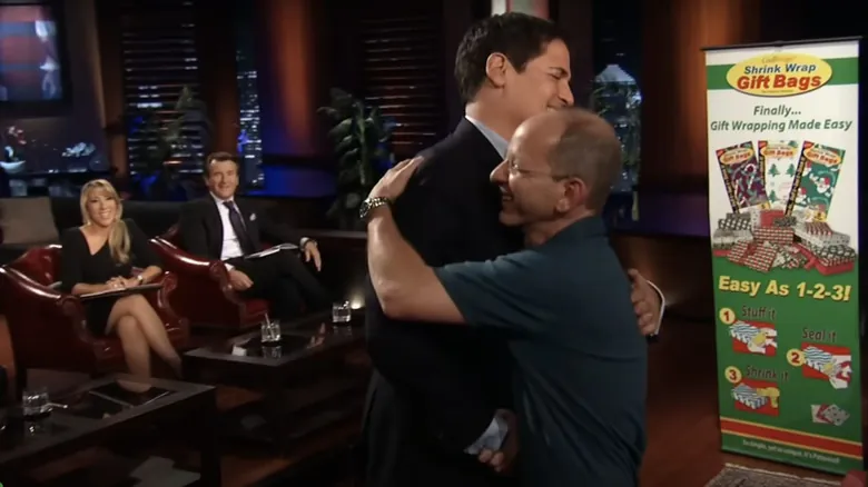 CoolWraps: La Historia del Innovador Envoltorio Retráctil y su Paso por Shark Tank