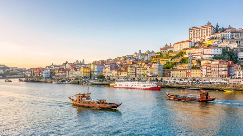 Cuándo Visitar Portugal: Guía Completa para Planificar Tu Viaje Ideal