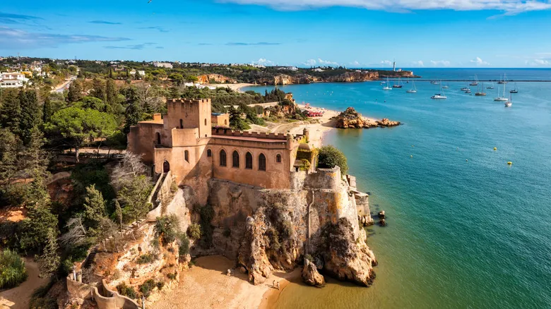 Cuándo Visitar Portugal: Guía Completa para Planificar Tu Viaje Ideal