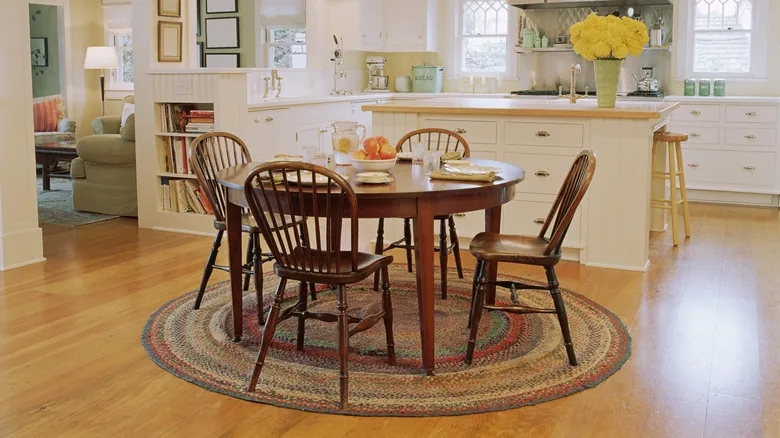 Decora con Éxito: Elige la Mesa de Comedor Perfecta para Cada Espacio
