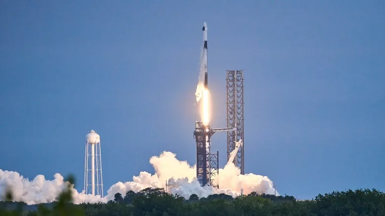 Desafíos y Rutas del Viaje Humano a Júpiter: Una Odisea Espacial