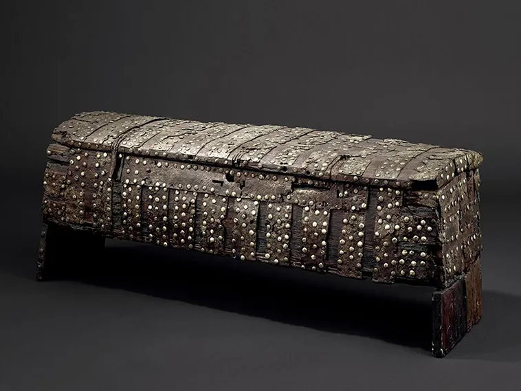 Descubrimiento del Barco de Oseberg: Un Tesoro Vikingo Inigualable en Noruega