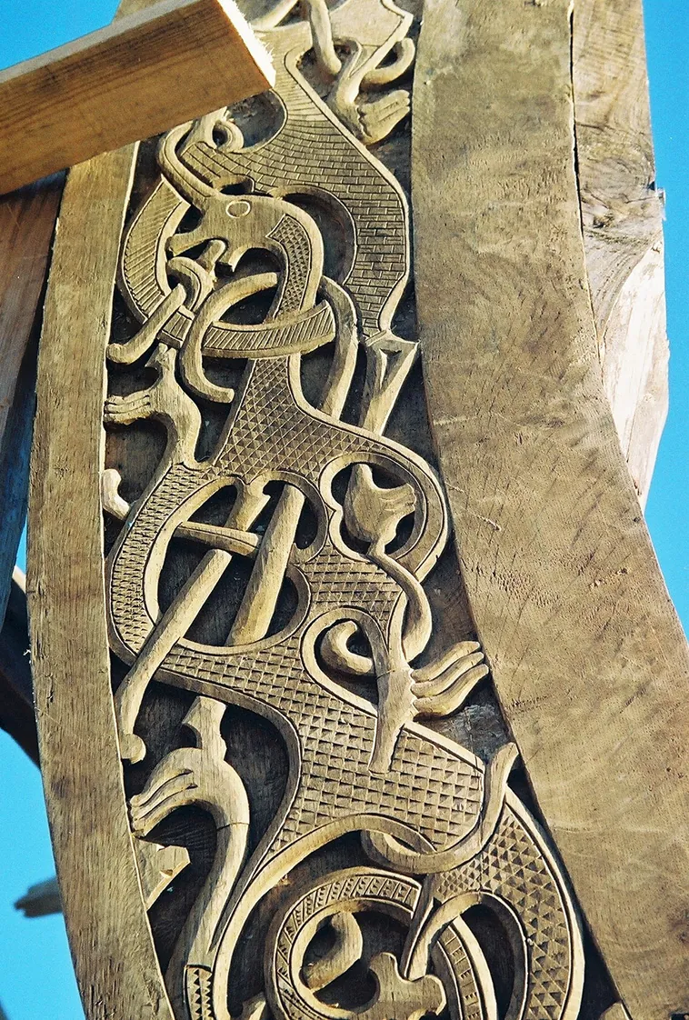 Descubrimiento del Barco de Oseberg: Un Tesoro Vikingo Inigualable en Noruega