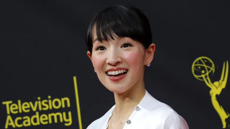 Dominando el Método KonMari: Más Allá de la 'Chispa de Alegría' para un Hogar Ordenado y Feliz