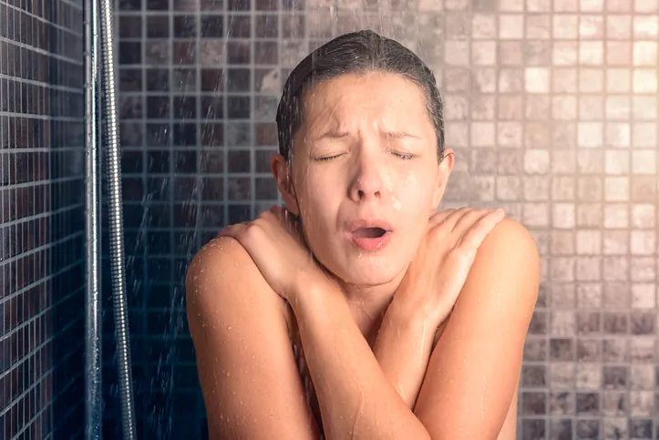 Duchas Frías vs. Calientes: ¿Cuál es Mejor para tu Salud y Bienestar?