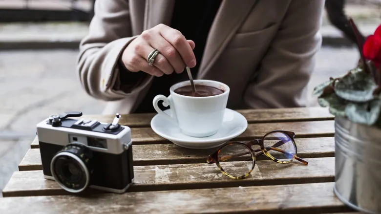 El Caffè Italiano: Un Ritual Social y Gastronómico Imprescindible para el Viajero