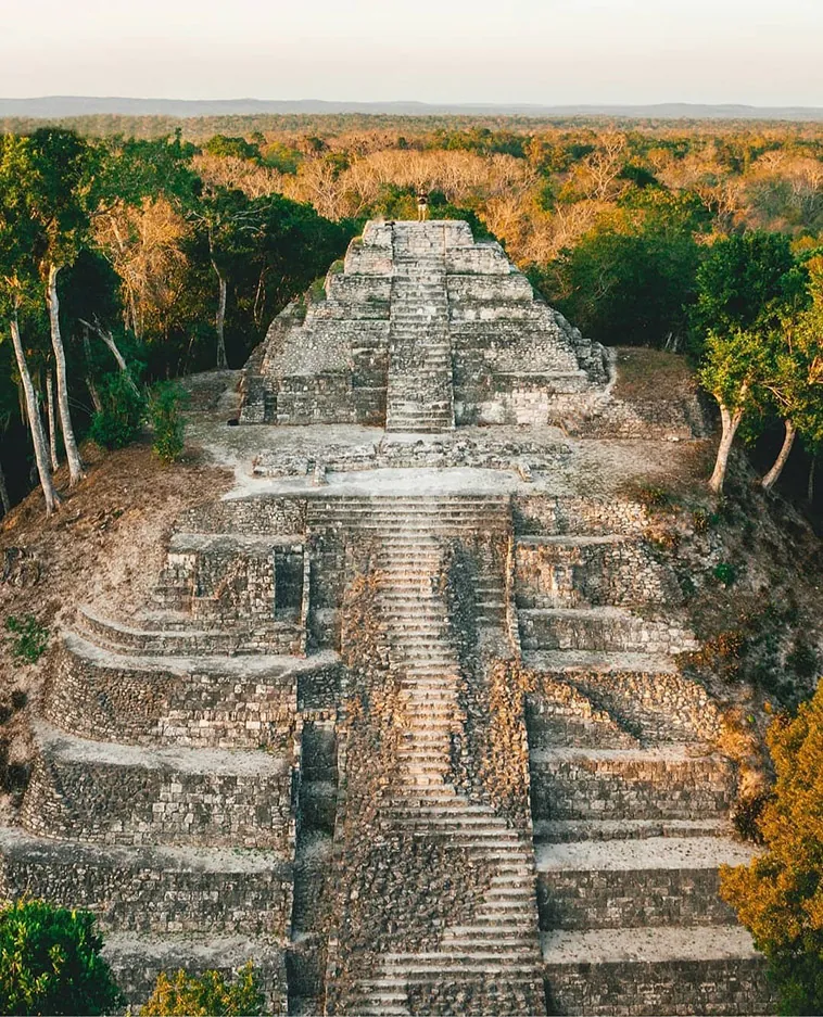 El Mirador: La Antigua Ciudad Maya que Redefine la Historia Preclásica de Mesoamérica