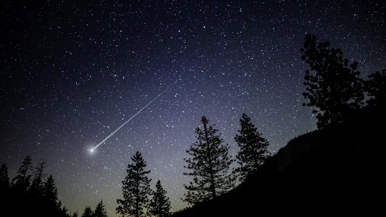 El Misterioso Origen Estelar del Hierro Antiguo: Una Mirada a Tesoros Forjados en el Espacio