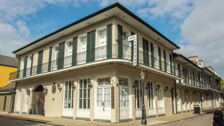 Explorando la Belleza Atemporal de las Casas de Estilo Colonial: Historia, Diseño y Características