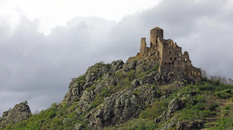 Explorando los Castillos Europeos: Una Guía Imprescindible para el Viajero
