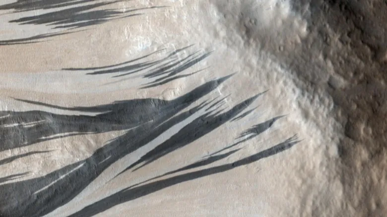 Explorando Marte: 13 Sorprendentes Hallazgos que Revelan sus Misterios