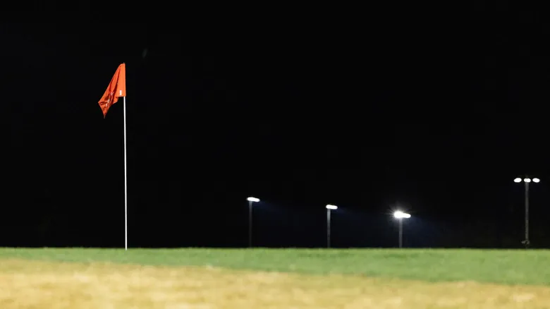 Golf Nocturno en Arizona: La Solución Innovadora para Jugar Bajo las Estrellas