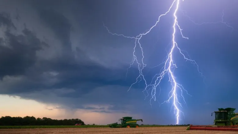 Guía Esencial para Entender y Protegerse de las Tormentas Eléctricas y los Rayos
