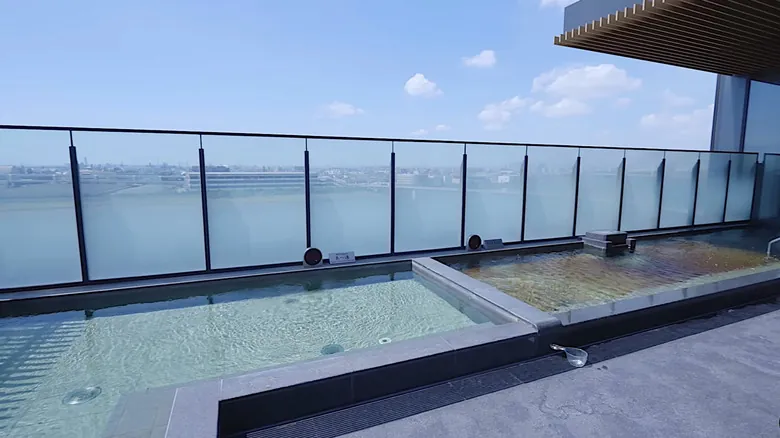 Haneda Airport Onsen: Relajación Tradicional Japonesa en Tu Escala en Tokio