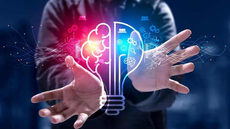 Inteligencia y Altruismo: ¿Son las Personas Más Inteligentes También Más Bondadosas?