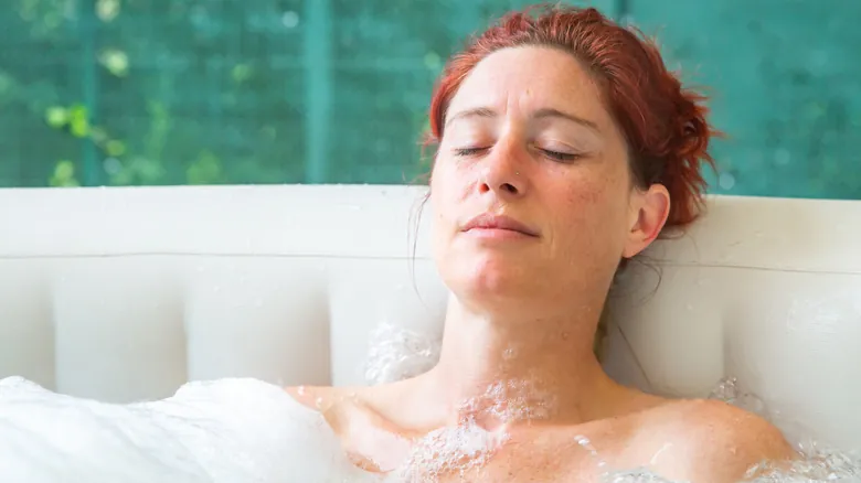 Jacuzzis Inflables vs. Tradicionales: ¿Cuál Elegir para tu Hogar? Guía Definitiva