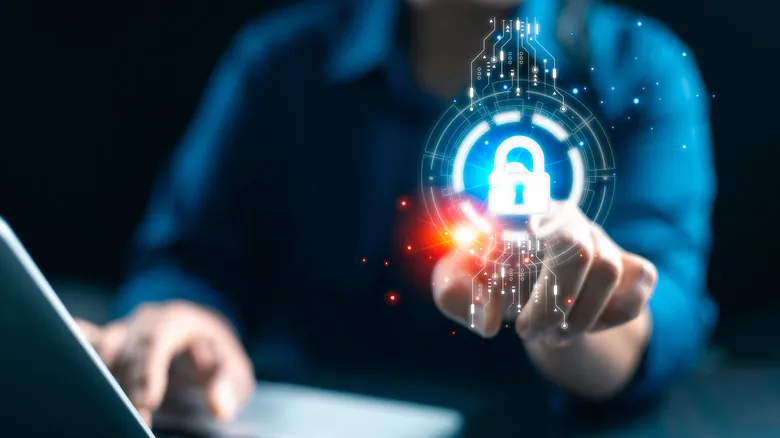 La Computación Cuántica y el Futuro de la Criptografía RSA: Desafíos para la Ciberseguridad