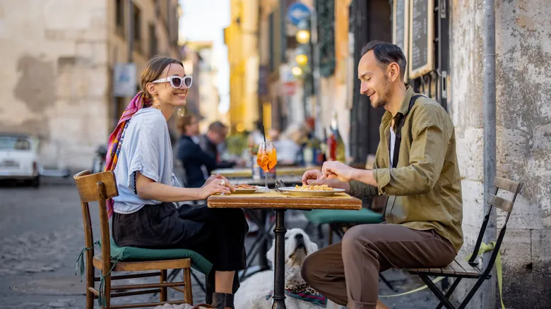 La Guía Definitiva para Entender la Cultura Gastronómica Italiana: De Desayuno a Digestivo