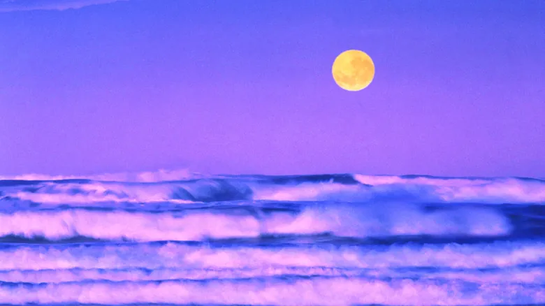 La Luna y sus Fenómenos: Descifrando las Superlunas, Lunas Azules y Más