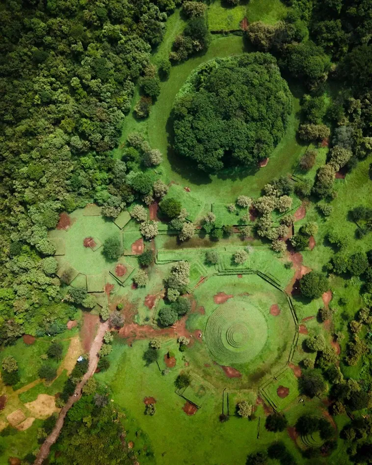 Las Guachimontones: El Fascinante Legado Circular de la Civilización Teuchitlán en Jalisco