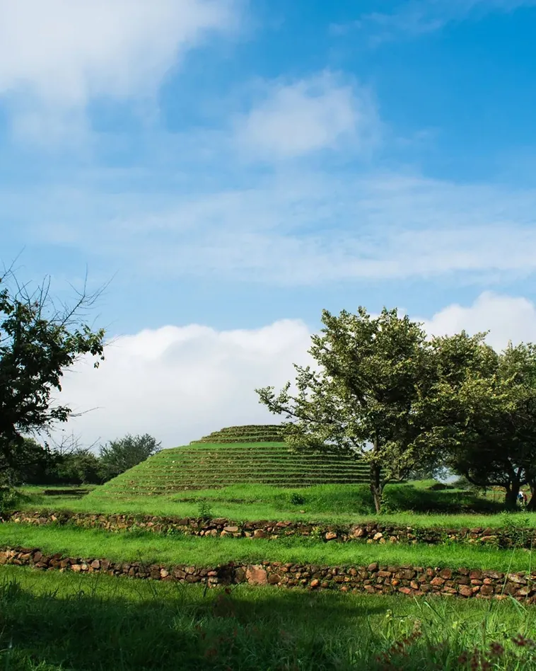 Las Guachimontones: El Fascinante Legado Circular de la Civilización Teuchitlán en Jalisco