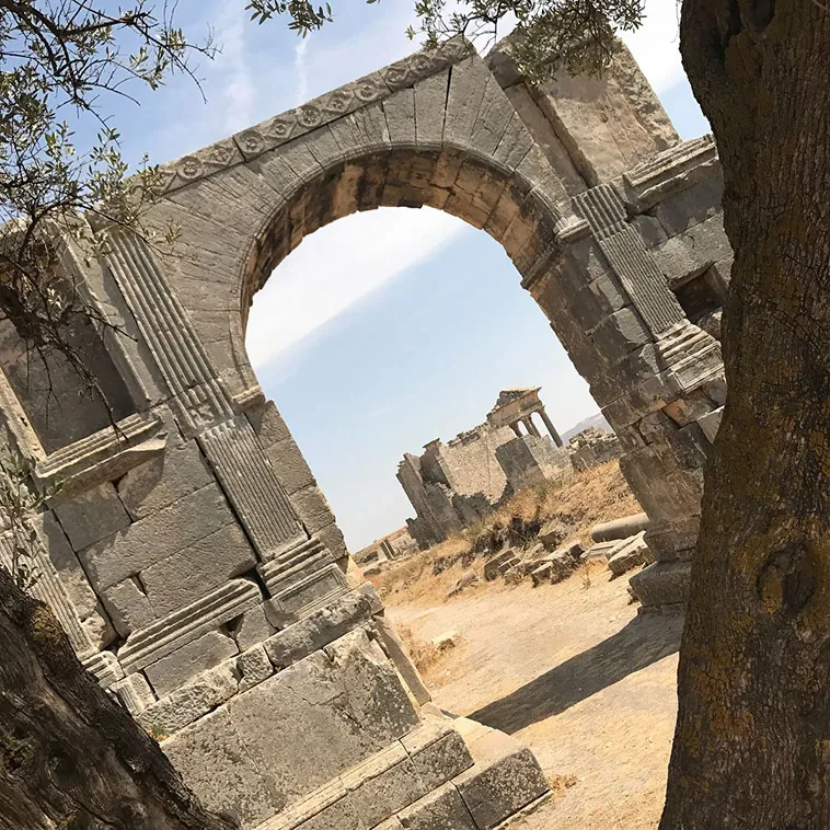 Las Imponentes Ruinas Romanas de Túnez: Un Viaje Inolvidable al Pasado