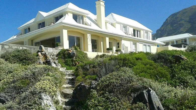Los Mejores Hoteles en Acantilados del Mundo: Un Retiro de Lujo con Vistas Inigualables