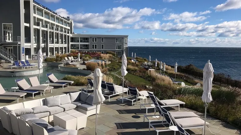Los Mejores Hoteles en Acantilados del Mundo: Un Retiro de Lujo con Vistas Inigualables