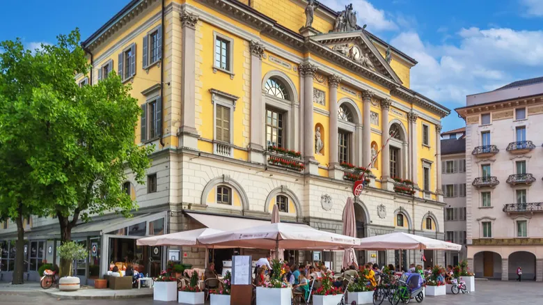 Lugano, Suiza: Un Destino Evergreen de Belleza Mediterránea y Alpina