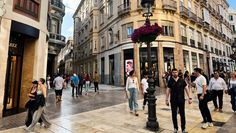Málaga y la Costa del Sol: Guía Definitiva para una Experiencia Segura e Inolvidable