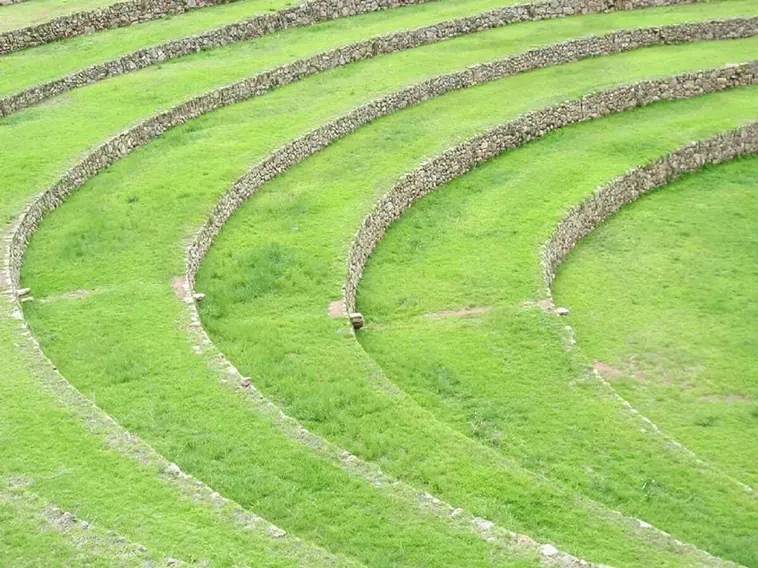 Moray: El Fascinante Laboratorio Agrícola Inca en los Andes Peruanos