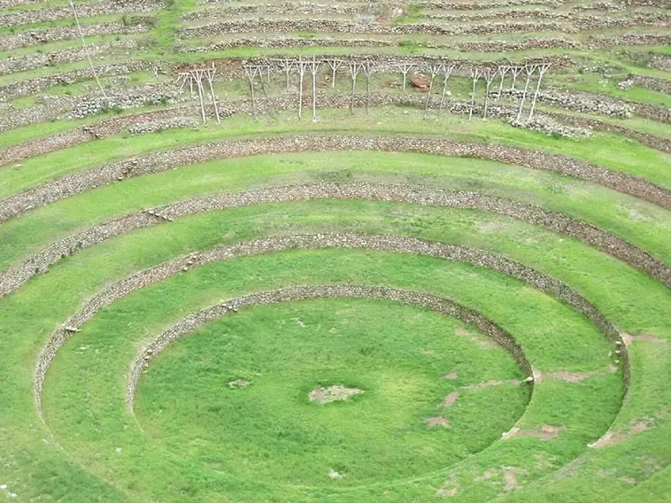 Moray: El Fascinante Laboratorio Agrícola Inca en los Andes Peruanos