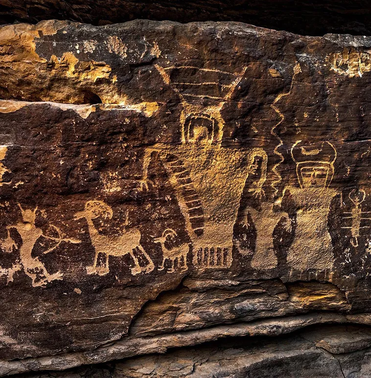 Nine Mile Canyon: Tesoro Milenario de Arte Rupestre en Utah
