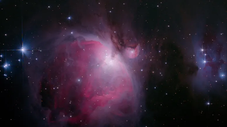 Observación Estelar: Identifica los Planetas y Galaxias Más Brillantes en el Cielo Nocturno