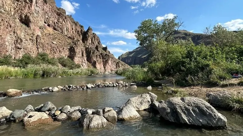 Oregón: Un Viaje Inolvidable por sus Impresionantes Aguas Termales Naturales