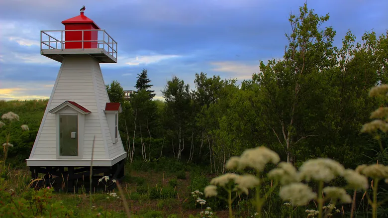 Parlee Beach: Descubre la Playa de Agua Más Cálida de Canadá en Nueva Brunswick