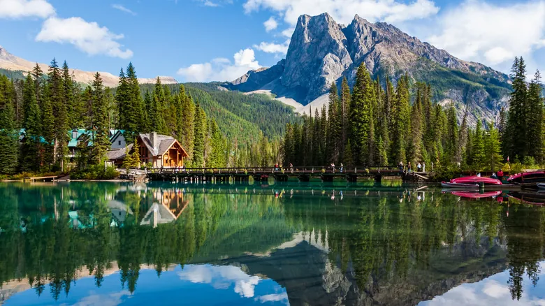 Parque Nacional Yoho: La Joya Escondida de las Rocosas Canadienses y Tu Escape Ideal