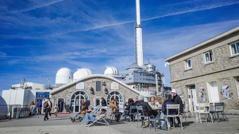 Pic du Midi: Una Cima Imprescindible en los Pirineos Franceses para Ciencia y Aventura
